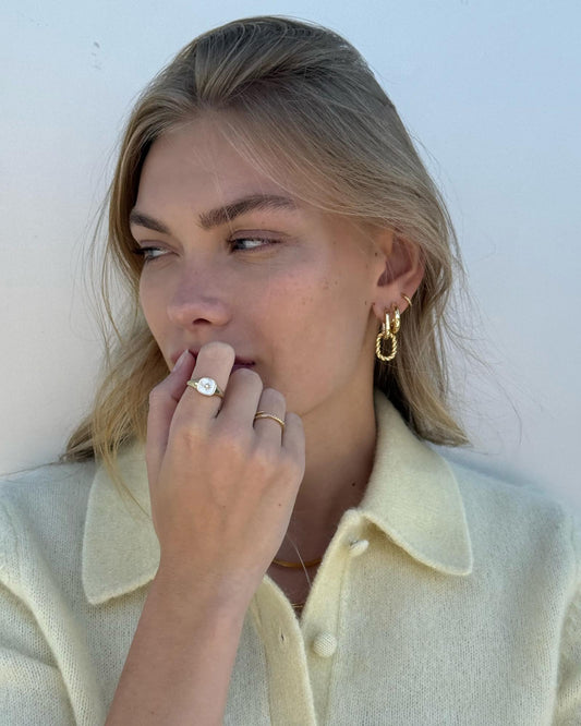 Searching for a great pair of hoops? Check out these Double Hoop Earrings Ashley and add a bit of fun and texture to your jewelry case.